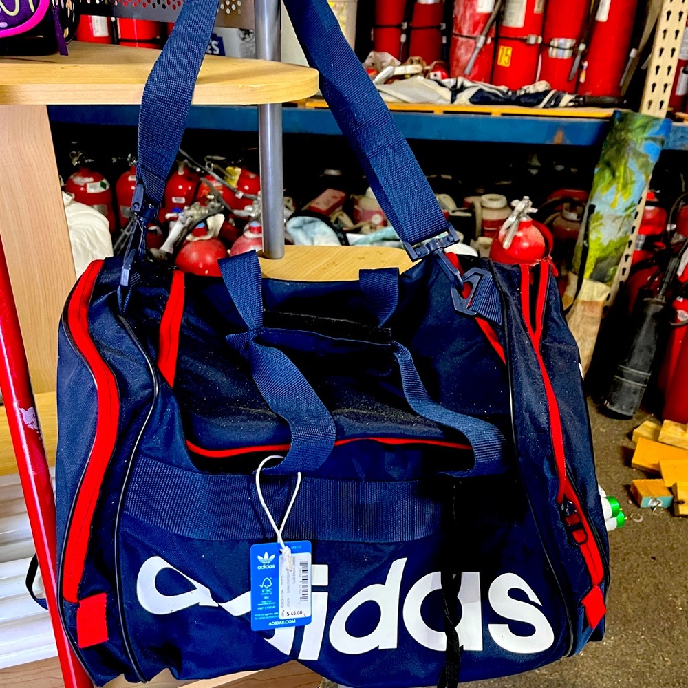 Adidas carry / gym bag new with tags
